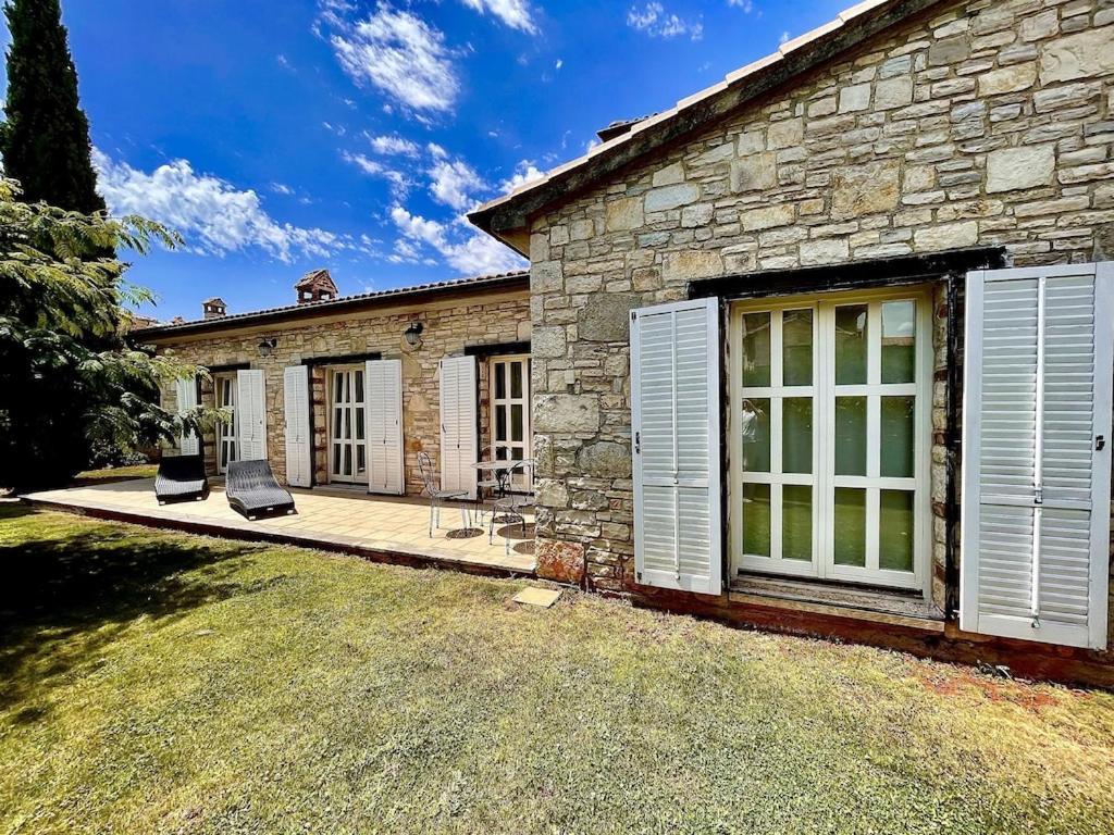 Villa Melissa - Istrisches Steinhaus Mit Pool In Guter Lage Sveti Lovrec Pazenaticki Exterior foto